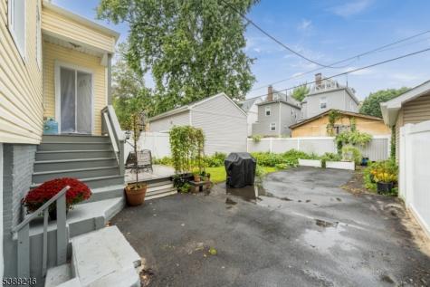147 Greenwood Avenue East Orange NJ 07017