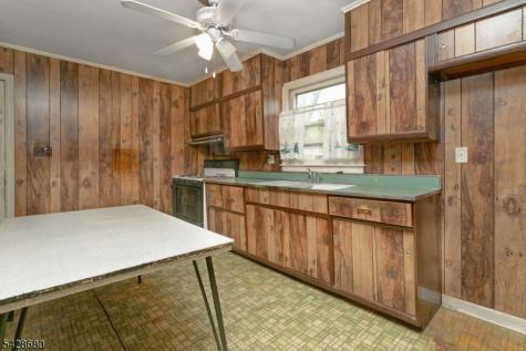 161 Beachwood Road Parsippany-troy Hills NJ 07054