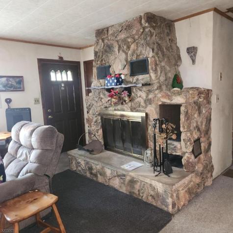 28 Lakeside Drive NW Vernon NJ 07461