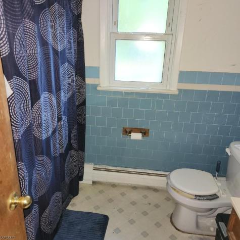 28 Lakeside Drive NW Vernon NJ 07461