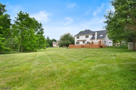 18 Montfort Drive Montgomery NJ 08502