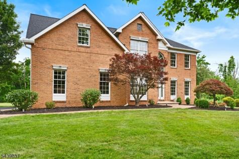 18 Montfort Drive Montgomery NJ 08502