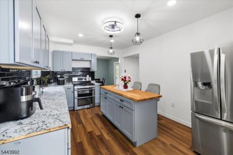 48 Laurel Avenue East Orange NJ 07017