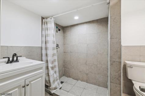 48 Laurel Avenue East Orange NJ 07017