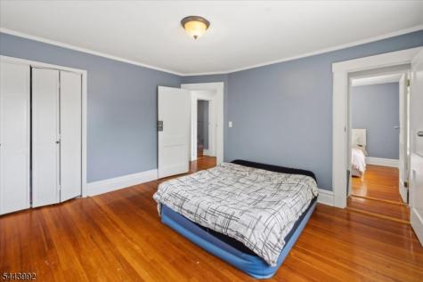 48 Laurel Avenue East Orange NJ 07017