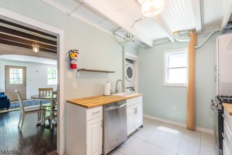 24 Simpson Avenue Parsippany-troy Hills NJ 07878