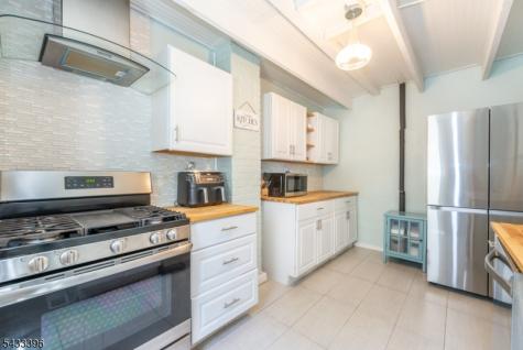24 Simpson Avenue Parsippany-troy Hills NJ 07878