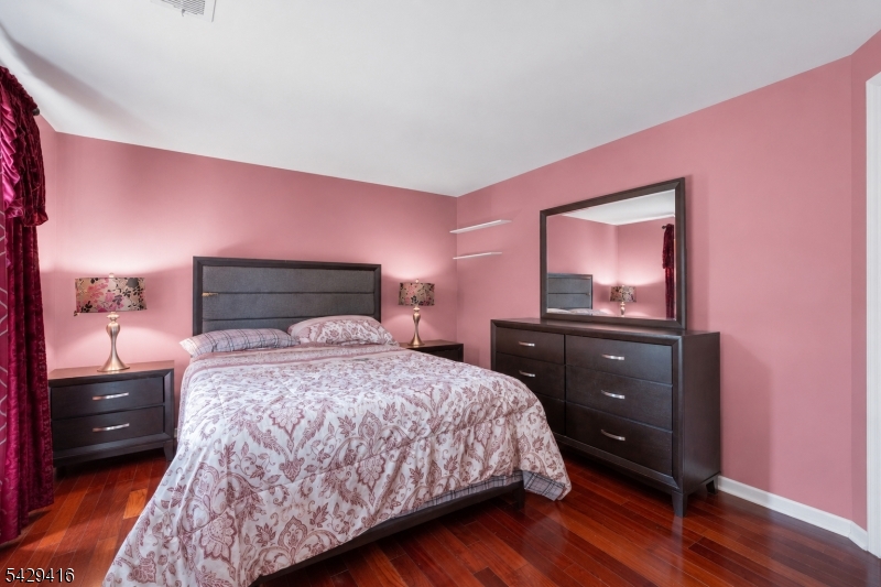 40 Jefferson Drive Piscataway NJ 08854