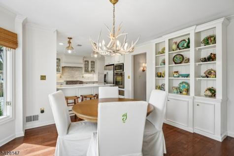 4 Flintlock Road Readington NJ 08822