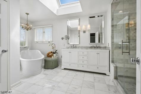 4 Flintlock Road Readington NJ 08822