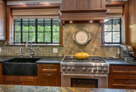 10 Cedar Street Bernards NJ 07920