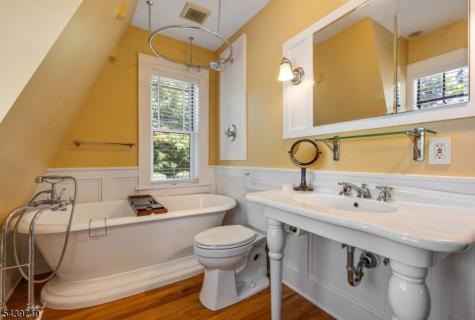 10 Cedar Street Bernards NJ 07920