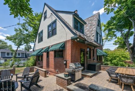 10 Cedar Street Bernards NJ 07920