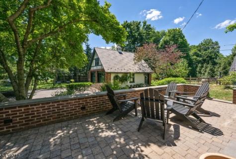 10 Cedar Street Bernards NJ 07920