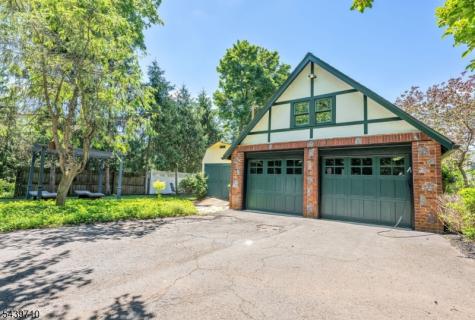 10 Cedar Street Bernards NJ 07920