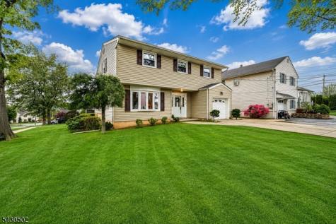 32 Crestwood Avenue Nutley NJ 07110