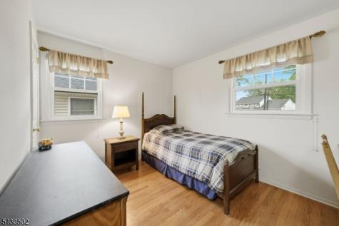 32 Crestwood Avenue Nutley NJ 07110