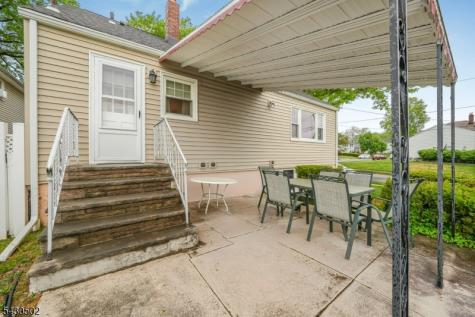 32 Crestwood Avenue Nutley NJ 07110