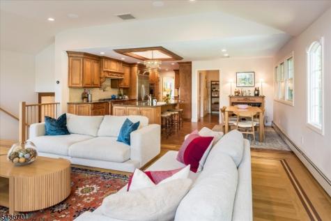 169 Hillman Avenue Glen Rock NJ 07452