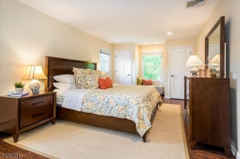 169 Hillman Avenue Glen Rock NJ 07452