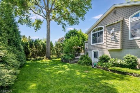 169 Hillman Avenue Glen Rock NJ 07452