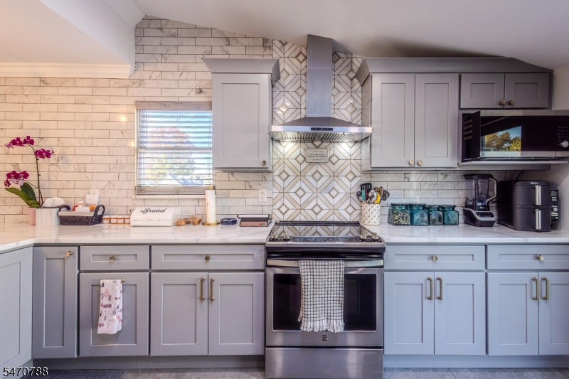 26 Dartmouth Avenue Woodbridge NJ 07001