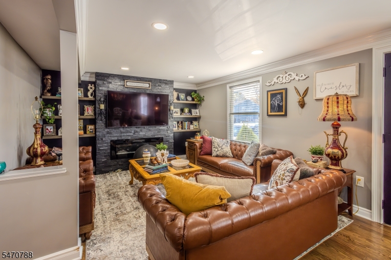 26 Dartmouth Avenue Woodbridge NJ 07001