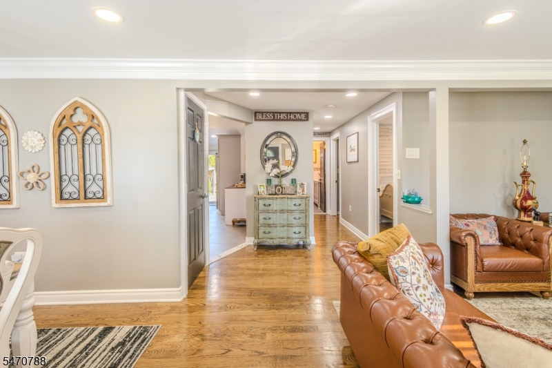 26 Dartmouth Avenue Woodbridge NJ 07001