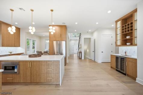 20 Hampton Terrace Livingston NJ 07039