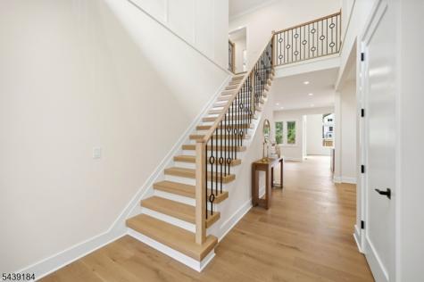 20 Hampton Terrace Livingston NJ 07039