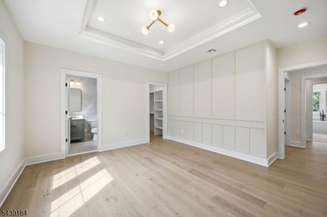 20 Hampton Terrace Livingston NJ 07039
