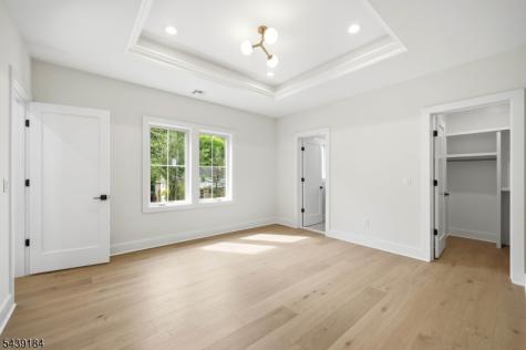 20 Hampton Terrace Livingston NJ 07039