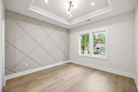 20 Hampton Terrace Livingston NJ 07039