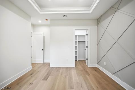 20 Hampton Terrace Livingston NJ 07039