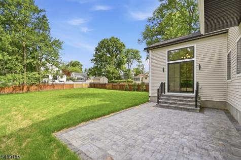 20 Hampton Terrace Livingston NJ 07039