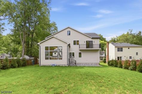 20 Hampton Terrace Livingston NJ 07039