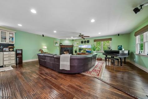 73 The Fairway Cedar Grove NJ 07009