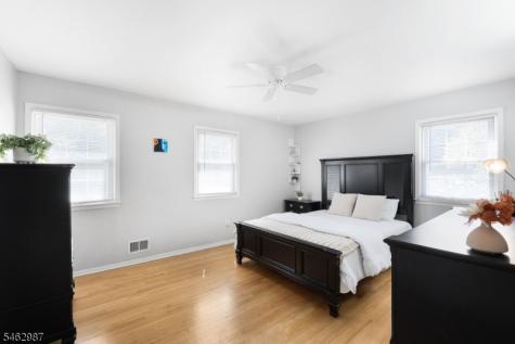 24 Fleetwood Drive Rockaway NJ 07866