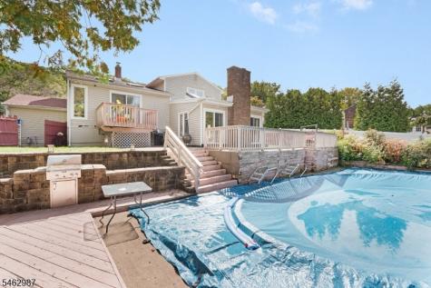 24 Fleetwood Drive Rockaway NJ 07866