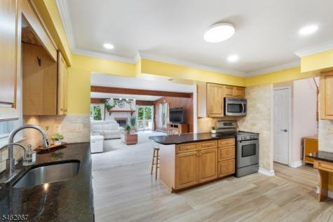 24 Fleetwood Drive Rockaway NJ 07866
