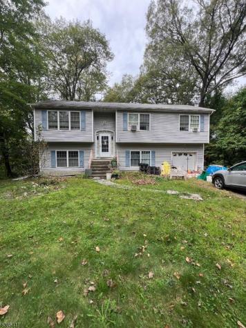 71 Greenhill Road Vernon NJ 07419