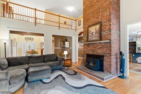 15 Mountainview Drive Green NJ 07821