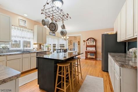 15 Mountainview Drive Green NJ 07821