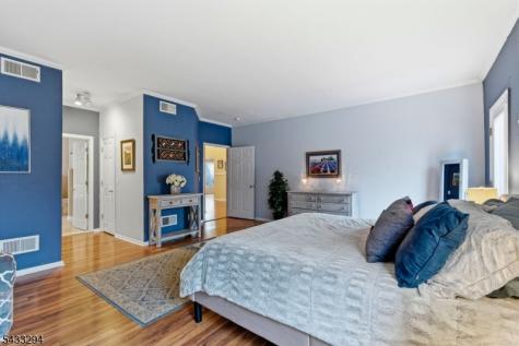 15 Mountainview Drive Green NJ 07821