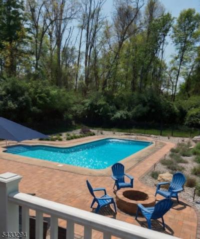 15 Mountainview Drive Green NJ 07821