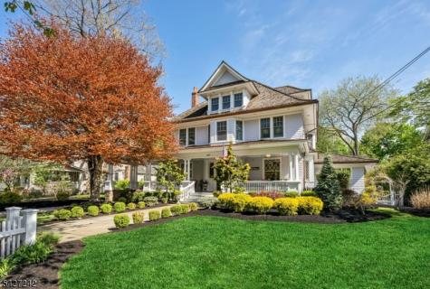 427 Spring Avenue Ridgewood Village NJ 07450