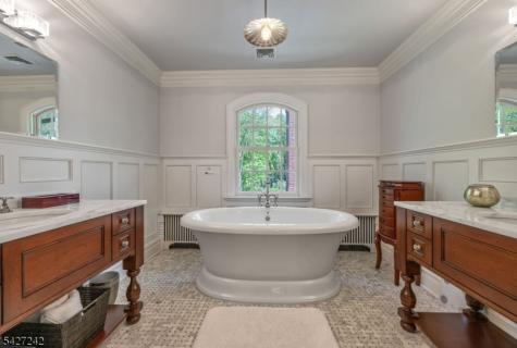 427 Spring Avenue Ridgewood Village NJ 07450