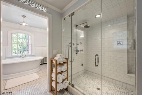 427 Spring Avenue Ridgewood Village NJ 07450