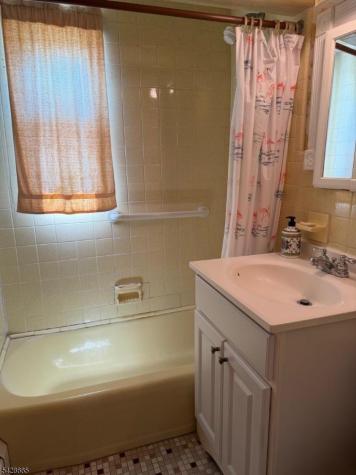 274 Schepis Avenue Saddle Brook NJ 07663