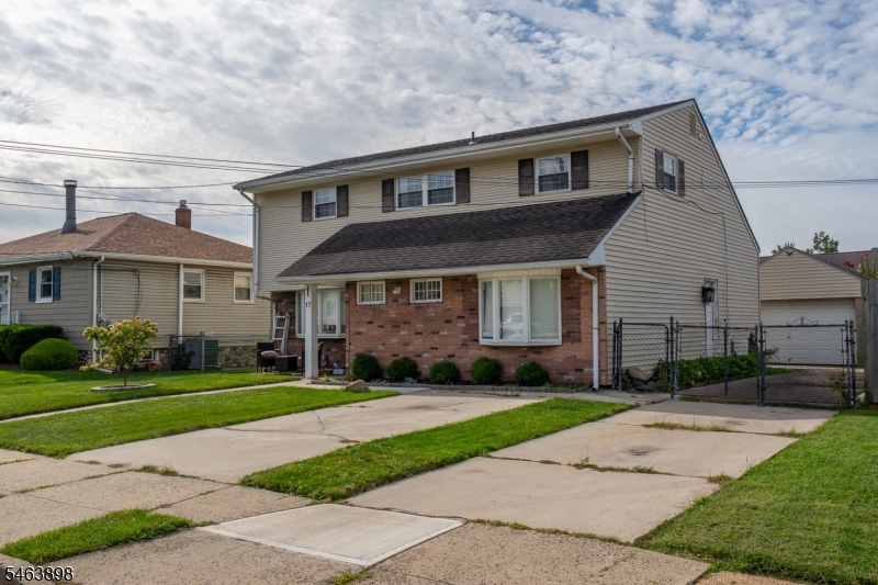 17 Patrick Street Carteret NJ 07008